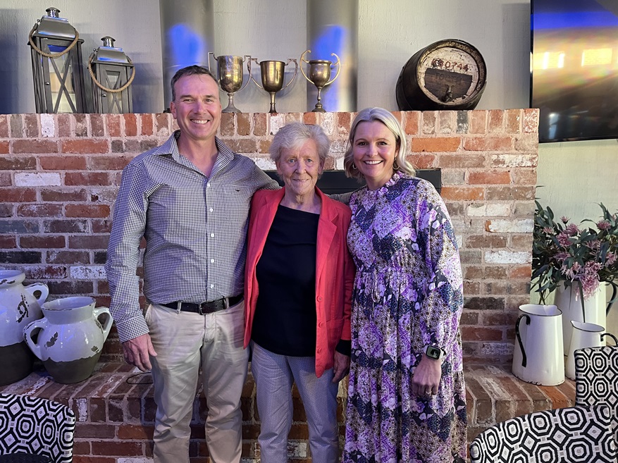 Glenn, Gayle and Rebecca Box